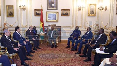 تفاصيل لقاء شريف إسماعيل ورئيس بوركينا فاسو