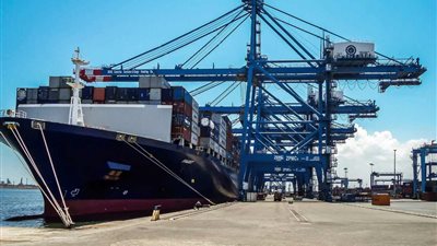 غلق بوغاز مينائى الإسكندرية والدخيلة لسوء الأحوال الجومائية