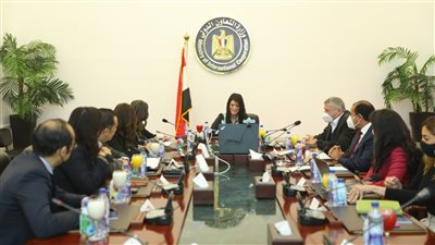 المشاط تعقد حوارًا مفتوحًا مع عدد من قيادات القطاع الخاص