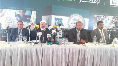 إفطار رمضان.. كراتين ووجبات وكارت بـ 50 جنيهًا للصائم (تقرير)