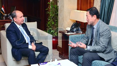 وزير التجارة يبحث مع رئيس «LG» خطط التوسع بالسوق المصرية