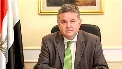 وزير قطاع الأعمال يعلن استكمال تطوير «الدلتا للأسمدة» في طلخا