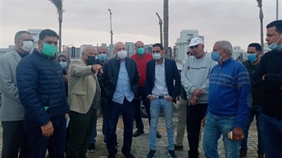 مسئولو «الإسكان» يتفقدون مشروعات مدينة العلمين الجديدة