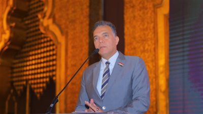 وزير النقل: 120 مليون جنيه تكلفة كوبري تقاطع «الفيوم - أسيوط الغربي»