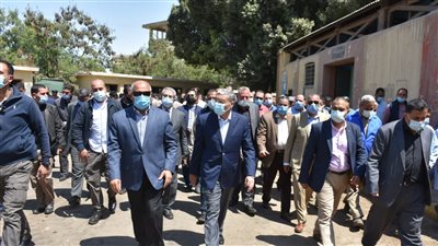 كامل الوزير: خطة تطوير السكة الحديد تجري على مدار الساعة