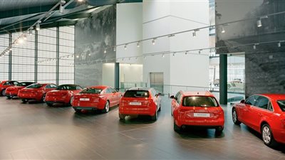 مبيعات السيارات الجديدة في بريطانيا تسجل أكبر هبوط منذ الأزمة المالية