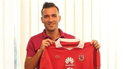 غدا.. علي معلول يصل إلى القاهرة للانتظام في مران الأهلي