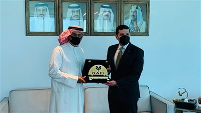 رئيس هيئة الاستثمار يبحث تفعيل آليات التعاون بين مصر والبحرين