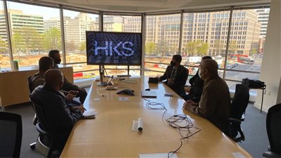 وزير الإسكان يواصل اجتماعاته مع مصممي أبراج العلمين الجديدة في واشنطن