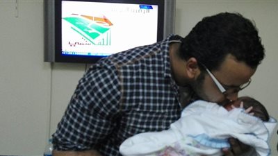 صور: ولادة أول طفل مصري يحمل اسم بوتين.. والده يعلق 