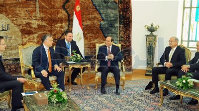 تفاصيل مباحثات السيسي مع رئيس وزراء المجر