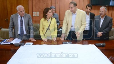 سحر نصر من بورسعيد: إنشاء مركز لخدمة المستثمرين بكل محافظة (صور)