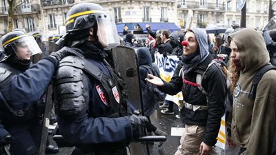 إضرابات فرنسا تهدد بعرقلة حركة النقل خلال بطولة اليورو