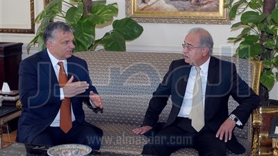 السياحة والتبادل التجاري على رأس مباحثات 