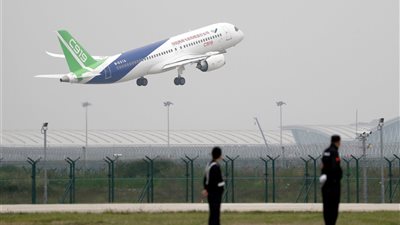 20 جريحا إثر تعرض طائرة صينية لاضطرابات في الجو