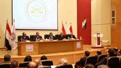 القنصلية المصرية بشنغهاي تفتح أبوابها أمام الناخبين في جولة الإعادة للانتخابات