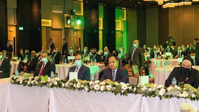 وزير البترول: نستهدف توفير 1000 محطة لتموين الغاز الطبيعى خلال عام