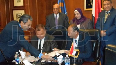 «القابضة للسياحة» تتعاقد مع «أركان» لتطوير وإدارة 4 فنادق في أسوان والأقصر