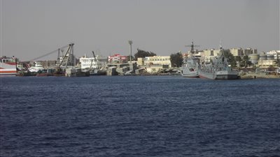 إغلاق ميناء الغردقة البحرى لسوء الأحوال الجوية