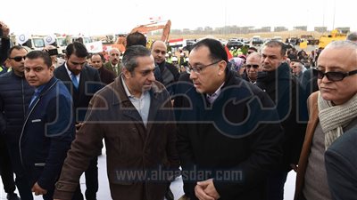 مدبولي: «النهر الأخضر» ستكون أكبر منطقة حديثة بالعالم.. والانتهاء 2020