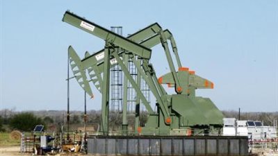 الخام الأمريكي يغلق عند أدنى مستوياته في 9 أشهر