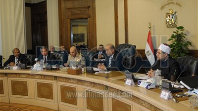 مجلس الوزراء يقرر البدء فورًا في مشروع القمامة