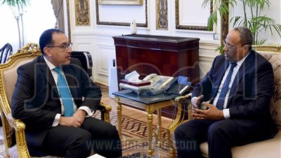 مدبولي يتلقى دعوة للمشاركة في «القمة العالمية للحكومات 2019» بالإمارات