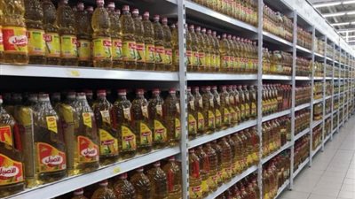 «السلع التموينية» تعلن شراء 75 ألف طن زيت فى مناقصة