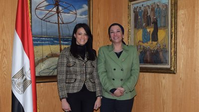 وزيرتا السياحة والبيئة تناقشان آليات الحفاظ على المحميات الطبيعية 