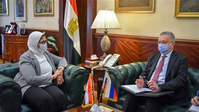 وزيرة الصحة تبحث مع السفير الروسي تصنيع لقاح «سبوتنكV» في مصر  