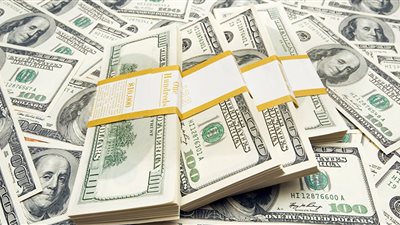 بنكا «الأهلي ومصر»: 240 مليار دولار تدفقات نقدية منذ تحرير سعر الصرف