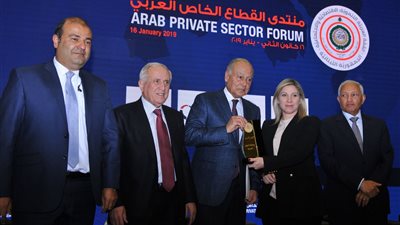 منتدى القطاع الخاص العربى يوصى بتسهيل حركة الاستثمار البينى
