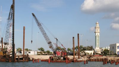 ميناء دمياط يستقبل 6 سفن للحاويات