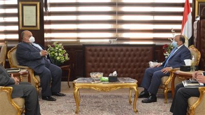 وزير التنمية المحلية يستعرض جهود رفع كفاءة منظومة المخلفات الصلبة