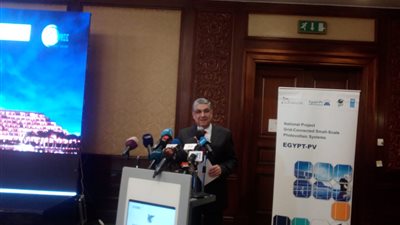 وزير الكهرباء: نستهدف إنتاج 300 ميجاوات من الطاقة الشمسية فوق المنازل