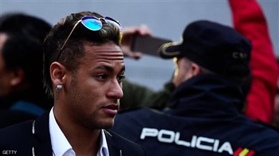 النيابة تطالب بمقاضاة نجم برشلونة نيمار