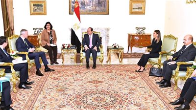 «السيسى» يبحث مع «لومير» تعزيز حجم الاستثمارات الفرنسية فى مصر 