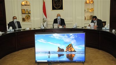 وزير الإسكان يتابع خطط التنمية بساحل البحر الأحمر وجنوب سيناء