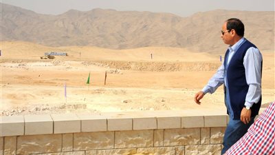 السيسي يخصص 65,1 فدان لصالح المجتمعات العمرانية الجديدة