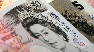 الاسترليني يتجاوز ‭1,3‬ دولار وسط مراهنات على تفادي الانفصال بلا اتفاق