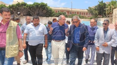 وزير الشباب يتفقد حمام السباحة الأوليمبي بنادي الاتحاد السكندري (صور)