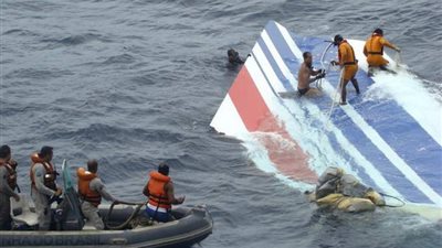 العثور على حطام يرجح أنه للطائرة الماليزية المفقودة في استراليا ومدغشقر  