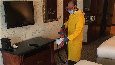 «السياحة»: لجان تفتيش سرية على الفنادق والمطاعم والكافيتريات