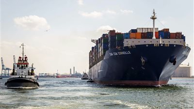 إغلاق ميناء نويبع لسوء الأحوال الجوية وارتفاع الأمواج