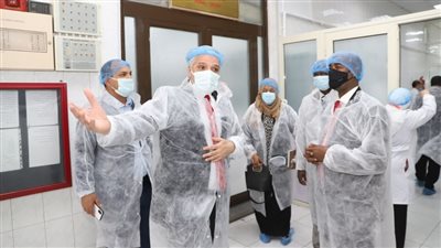 وزير الثروة الحيوانية السوداني يتفقد معهدي الصحة والأمصال البيطرية