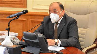 شعراوي: تبسيط إجراءات التراخيص لتوفيق أوضاع المحال غير المرخصة