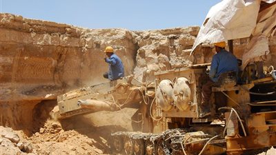 «فوسفات مصر»: بدء الإنتاج بمجمع أبوطرطور 2021