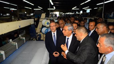 باستثمارات 2,4 مليار جنيه.. وزير التجارة يفتتح مصنعين جديدين ببني سويف
