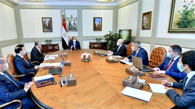 السيسي يستعرض نشاط القطاع المصرفي للدولة