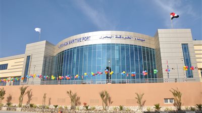 إعادة فتح ميناء الغردقة البحري بعد تحسن الأحوال الجوية